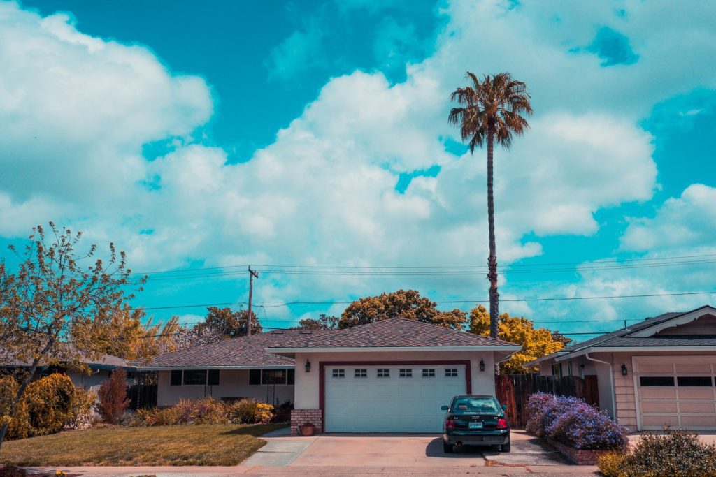 Common Signs Your Concrete Needs Lifting